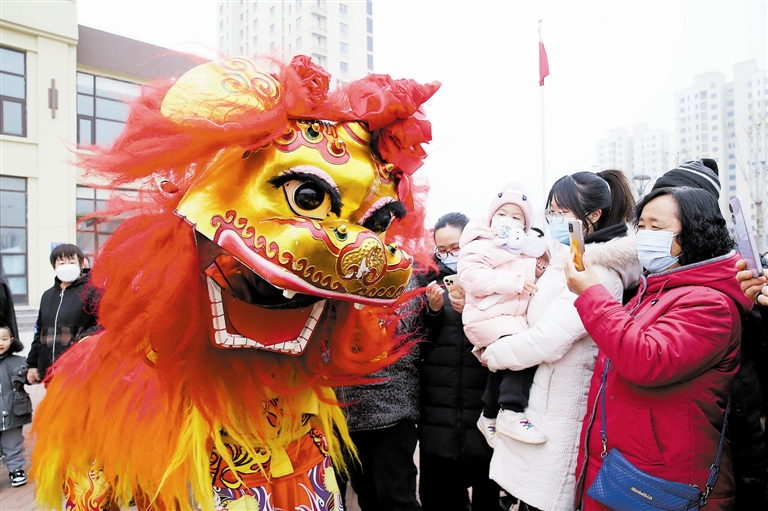 还迁村民喜办民俗文化节